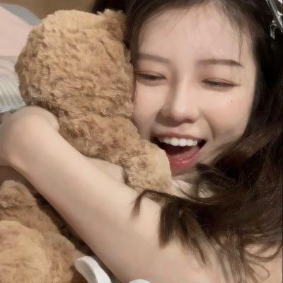 白衣校花与大长腿2